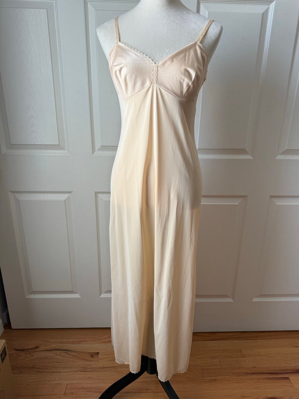 Vintage Vanity Fair Nude Maxi Slip Dress Lace Trim 90s Minimal Bias Cut Size 34